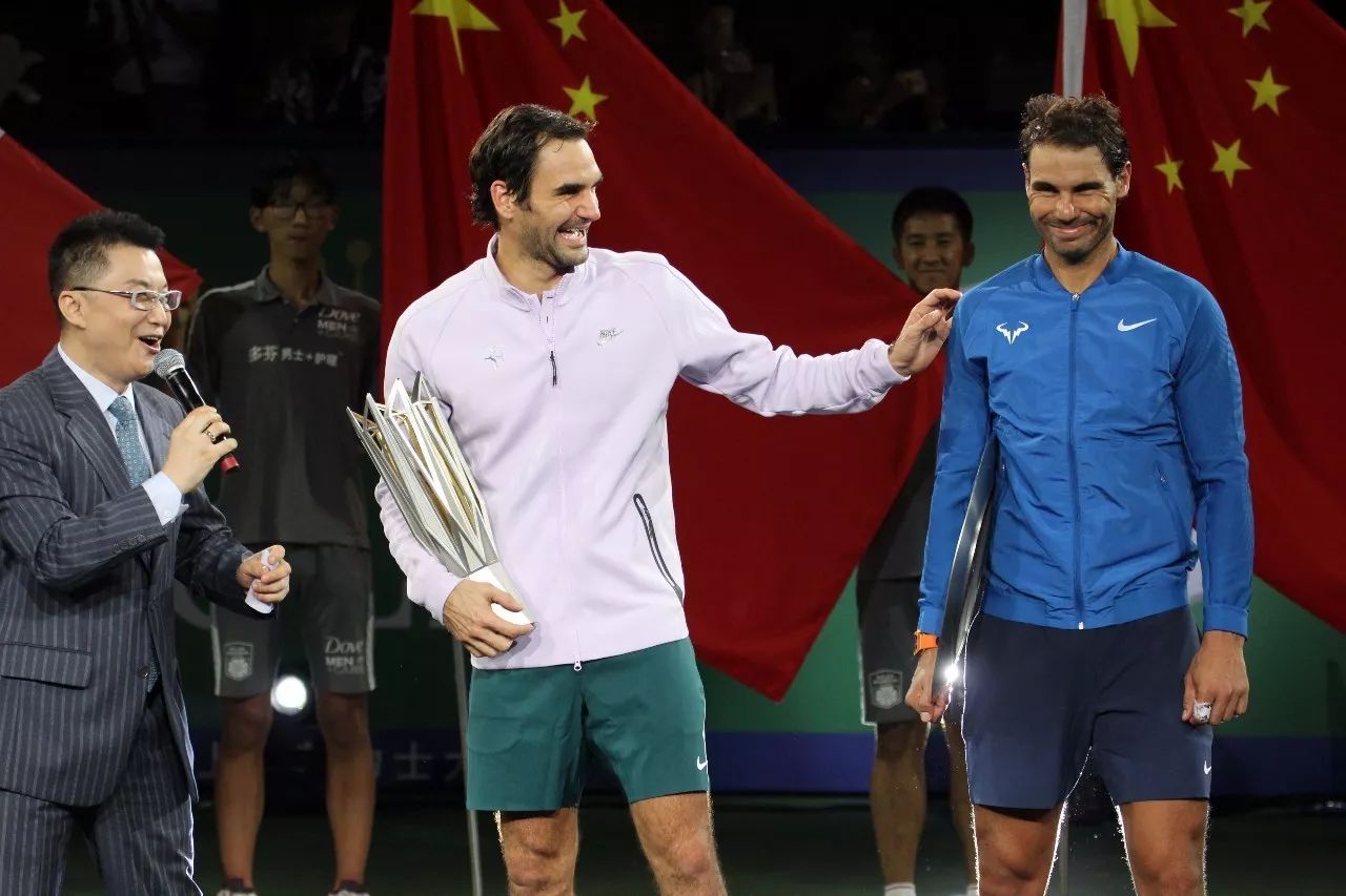 九游游戏-费德勒新星出色防守表现突出，RNG前途光明！热度持续攀升(费德勒2020赛季)