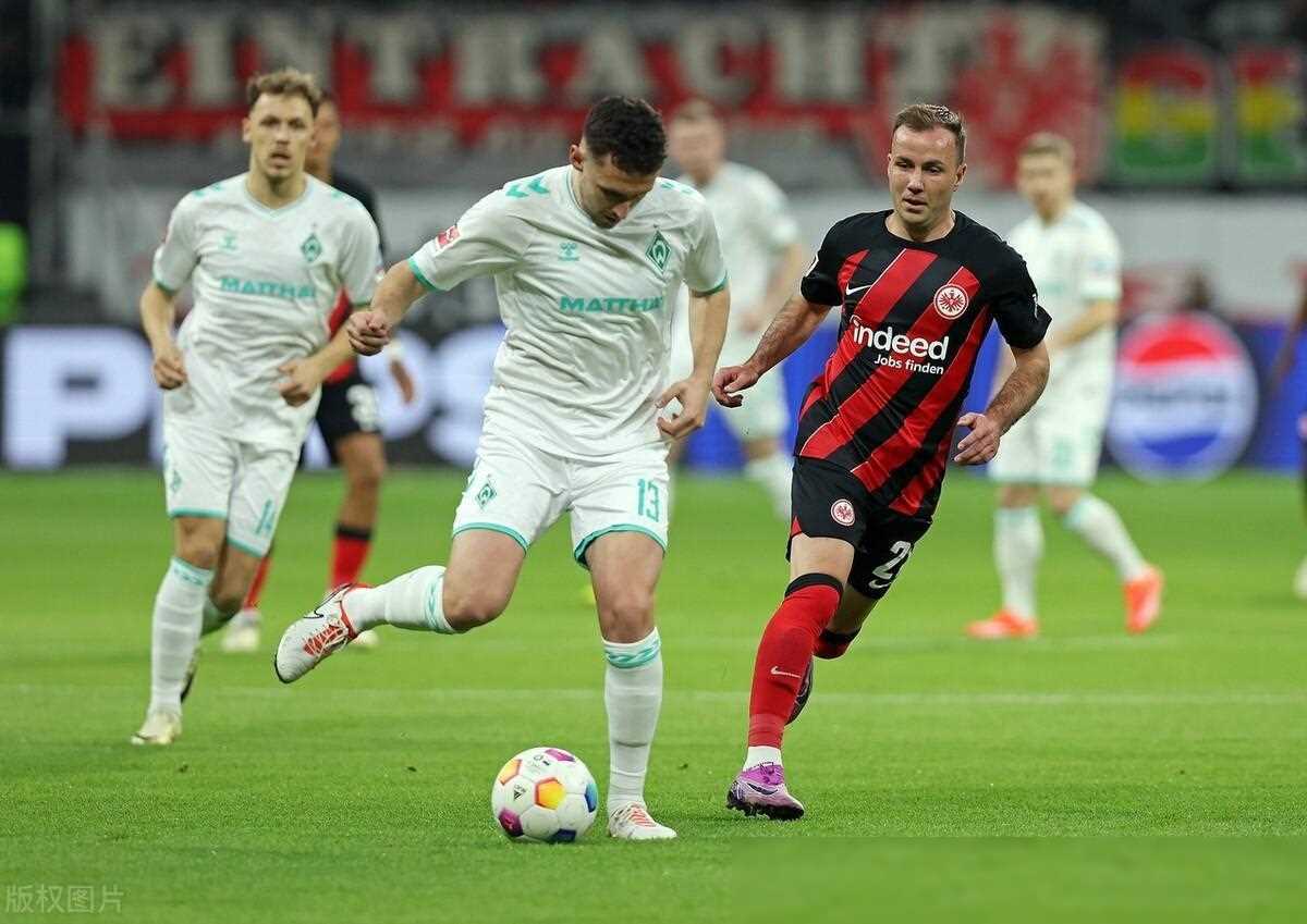 九游官网-赛地聚焦——德甲清晨热度飙升，法兰克福回应争议，态度坚定，医务组通报恢复的简单介绍