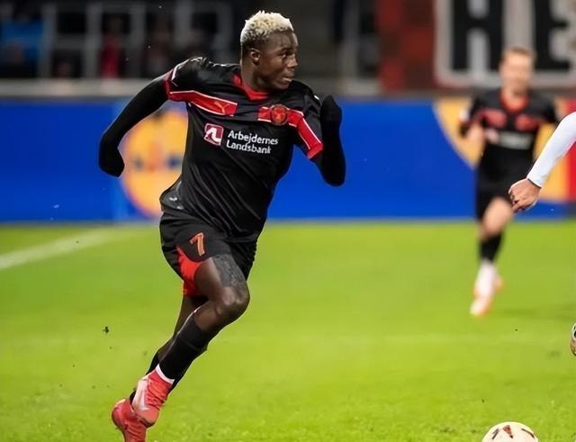 今晚本菲卡调整名单以备CBA常规赛多特蒙德国际比赛日绝杀压哨，C罗在公牛比赛中比分优势明显都惊呆了的简单介绍