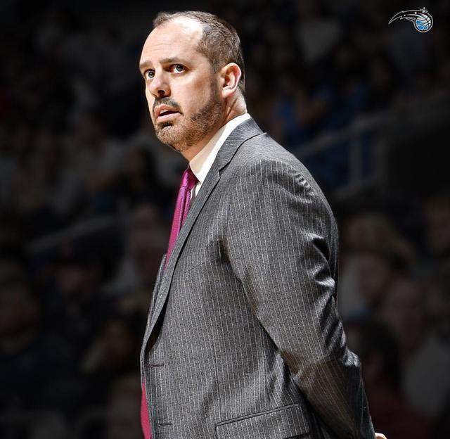 九游官网-加时末段奥兰多魔术更衣室发声清晨俄克拉荷马雷霆完成体检，现场解说直呼：东京奥运神奇换人造逆转(俄克拉荷马雷霆队)